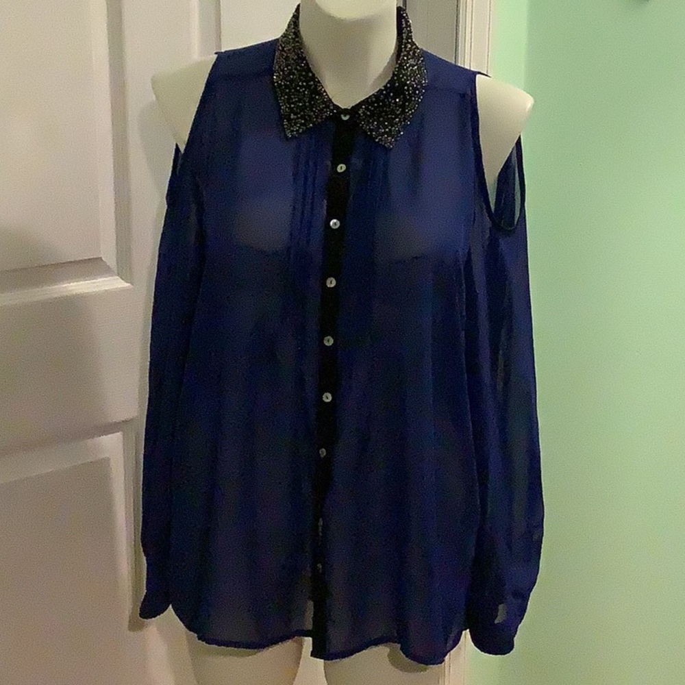 3 XL beautiful silk blouse. Brand Truth